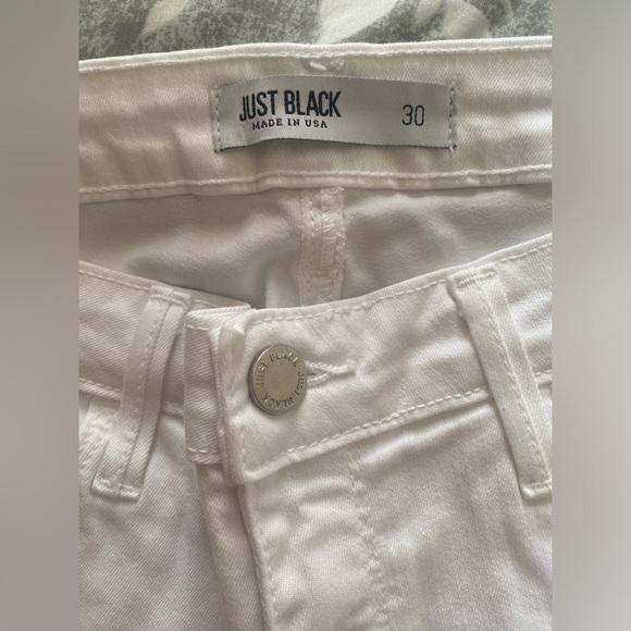 Just black Women's White Jeans - Picture 3 of 6